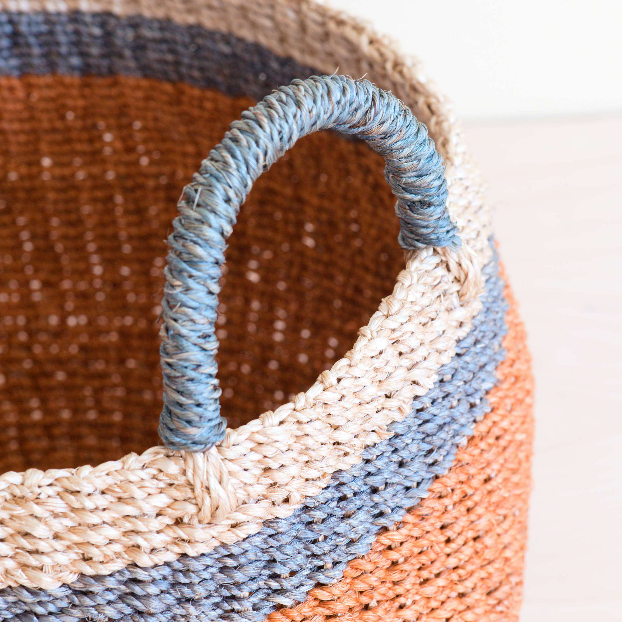Abaca Bulge Basket