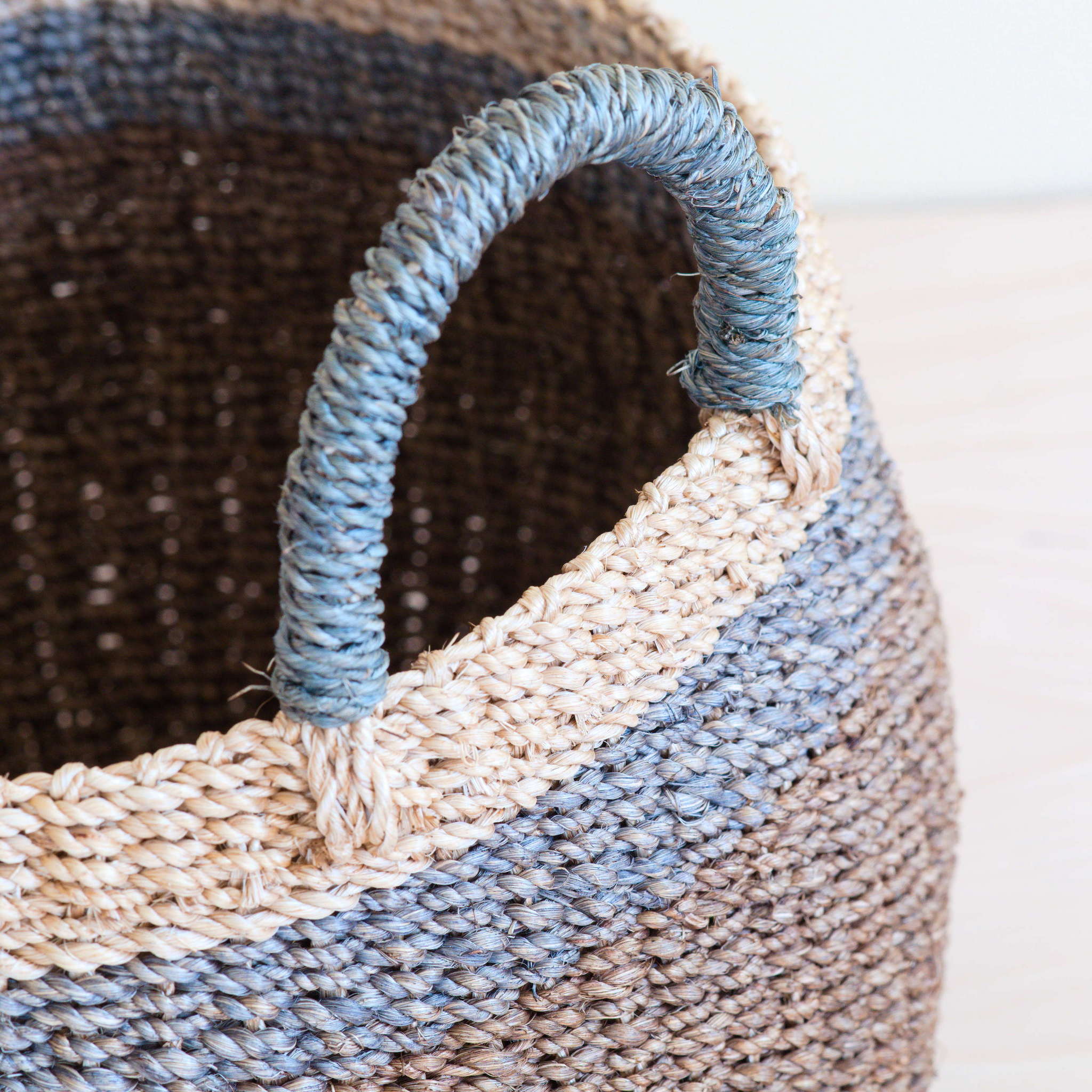 Abaca Bulge Basket
