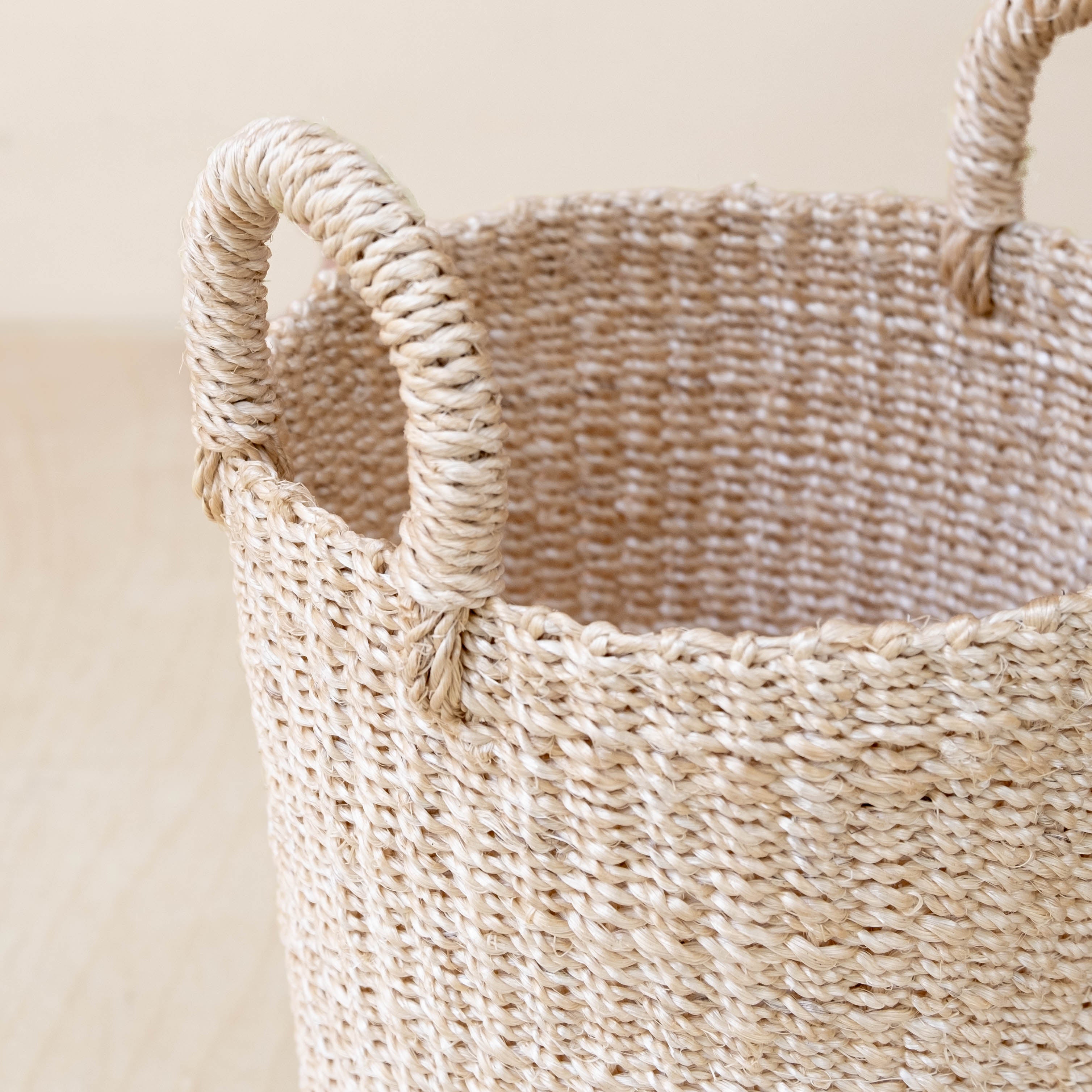 Abaca Cylinder Vase