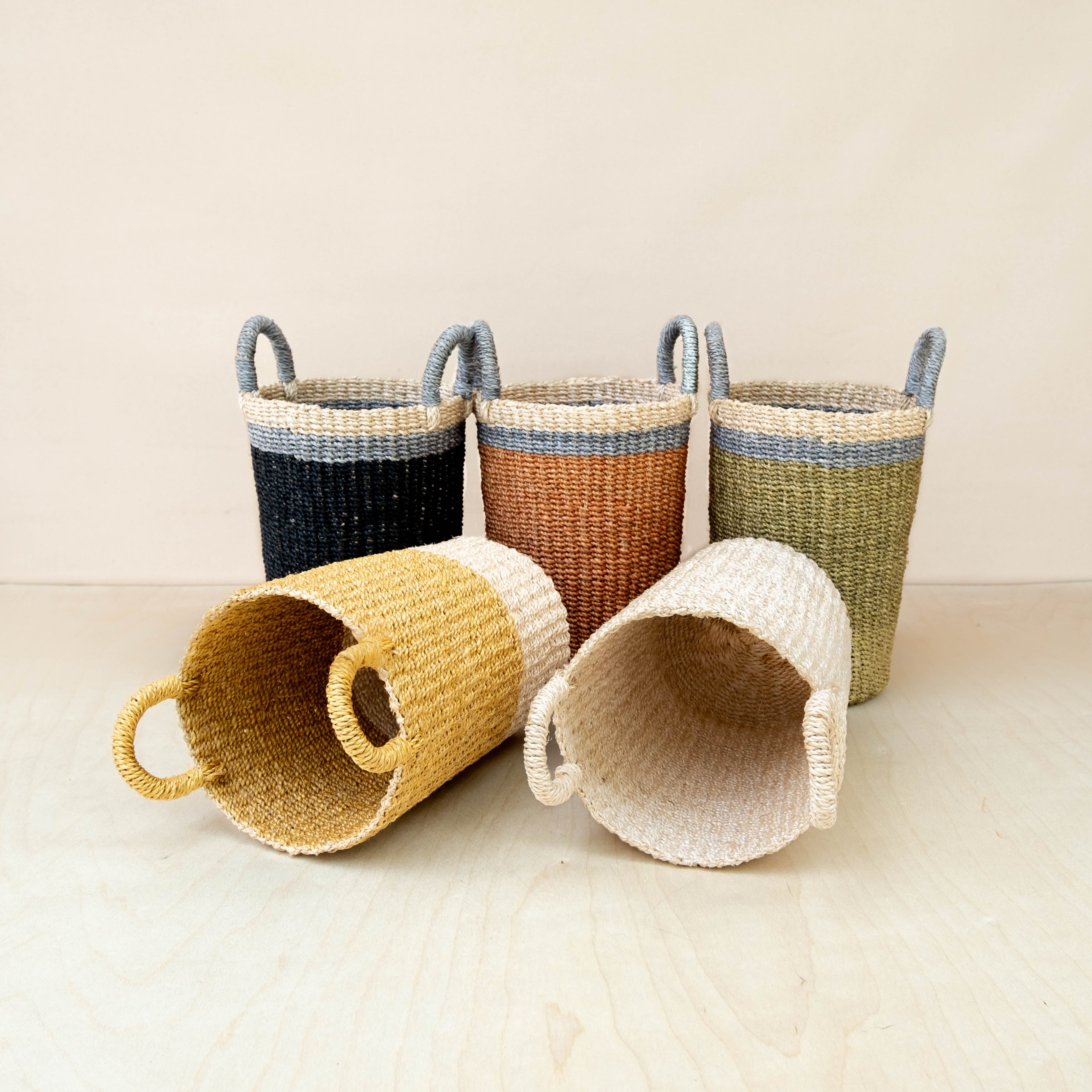 Abaca Cylinder Vase